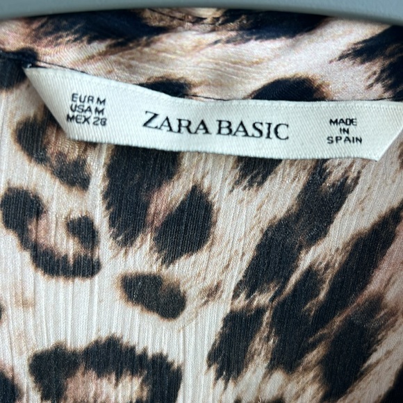 ZARA Blouse - Picture 3 of 3